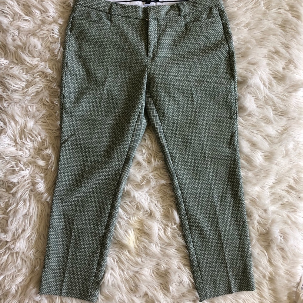 Banana Republic Capris size 8P
